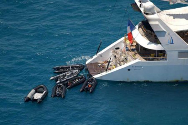 ▲ 2008년 4월 프랑스의 요트 한 척이 소말리아 해적에 피랍됐다. 프랑스 정부는 인질들에게 몸값이 전달될 때를 기다려 해적들을 소탕했다.ⓒ