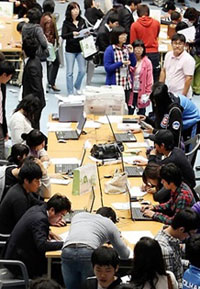 ▲ 인사담당자들은 출신학교를 블라인드하면 전공, 어학점수 등을 높이 평가하는 것으로 조사됐다. ⓒ 연합뉴스