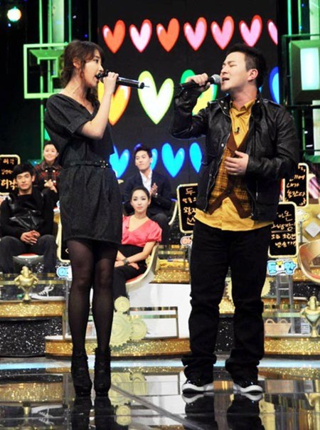 ▲ 허각과 아이유가 '강심장'에서 듀엣무대를 펼쳤다. ⓒSBS 제공
