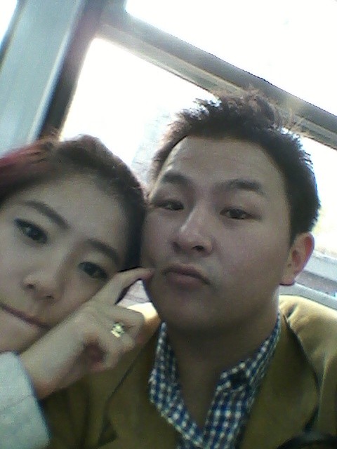 ▲ 허각이 여자친구를 공개해 화제다.ⓒ허각 트위터