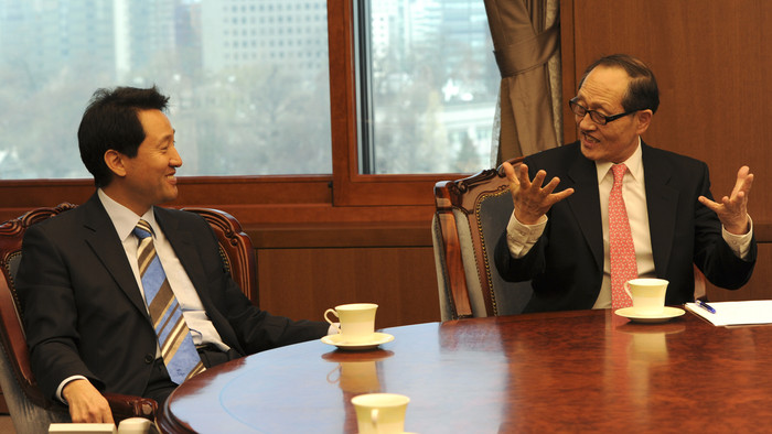 ▲ 최근 무상급식 논란으로 여권의 집중 공격을 받고 있는 오세훈 서울시장이 6일 뉴데일리와 인터뷰를 통해 자신의 의견을 밝히고 있다.ⓒ뉴데일리