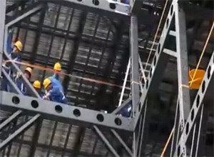 ▲ 화제의 5성급 호텔 '속성 건축' 동영상.ⓒ동영상 캡처