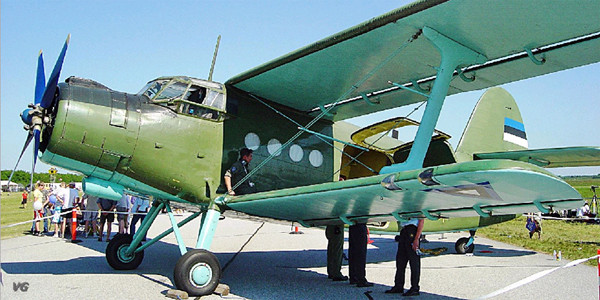 ▲ 너무 구식이기 때문에 레이더에 잡히지 않는 북한 특수부대용 수송기 AN-2. 저속에다 초저공비행이 가능해 위협적이다.ⓒ