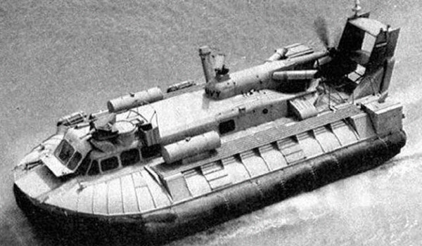 ▲ 북한 특수부대가 대남침투용으로 보유한 공방급 공기부양정. 그 수는 최대 80척에 이르는 것으로 추정된다.ⓒ