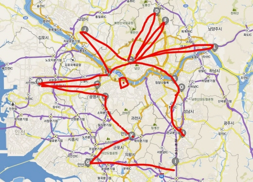 ▲ 롯데마트가 9일 통큰 치킨의 판매를 시작하면서 각종 패러디물이 쏟아지고 있다. ⓒ 디시인사이드 치킨갤러리