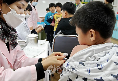 ▲ 대전의 한 초등학교 학생 16명이 신종플루에 집단 감염된 것으로 밝혀졌다. ⓒ연합뉴스