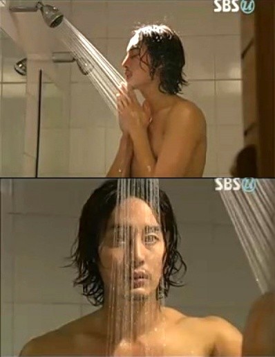 ▲ 배우 이필립이 SBS 시크릿가든에서 명품 복근을 공개, 화제가 되고 있다. ⓒ SBS 방송화면