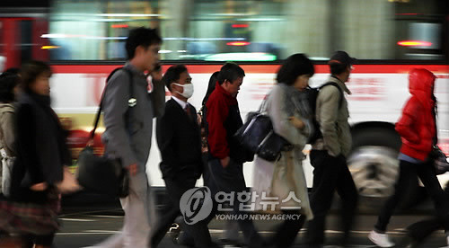 ▲ 전국에 한파주의보가 내려진 가운데 아침 기온이 영하권에 머무는 매서운 추위가 이틀재 이어졌다. ⓒ연합뉴스