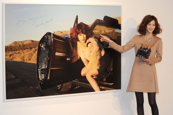 ▲ 17일 서울 청담동 갤러리 페이스에서 열린 '슈퍼스타T' 화보 제작발표회에 참석한 한예슬.  ⓒ 김상엽 기자