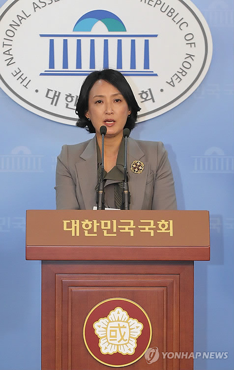 ▲ 민주당 차영 대변인은 20일 우리 군의 연평도 해상 사격 훈련 재개를 두고 