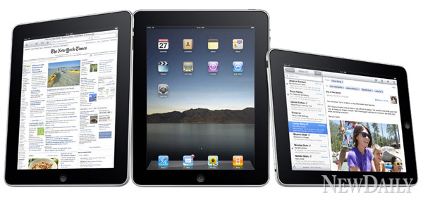▲ 애플의 태블릿PC 아이패드2가 내년 1월 3종으로 출시될 것이라는 전망이 나왔다. 사진은 애플 아이패드. ⓒ 뉴데일리