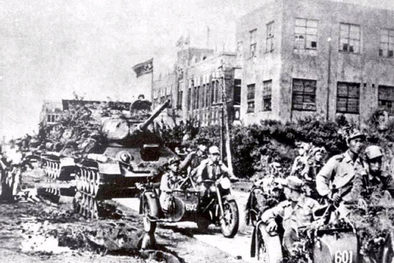 ▲ 6.25 당시 서울에 진입한 당시의 105 땅크여단.ⓒ자료사진