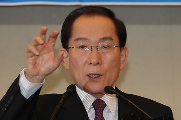 ▲ 자유선진당 이회창대표가 6일 오전 국회 의원회관에서 신년기자회견을 열고 정견을 발표하고 있다.ⓒ 뉴데일리