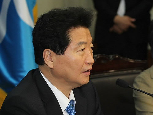 ▲ 한나라당 안상수대표가 6일 오전 여의도 당사에서 열린 최고위원회의에서 