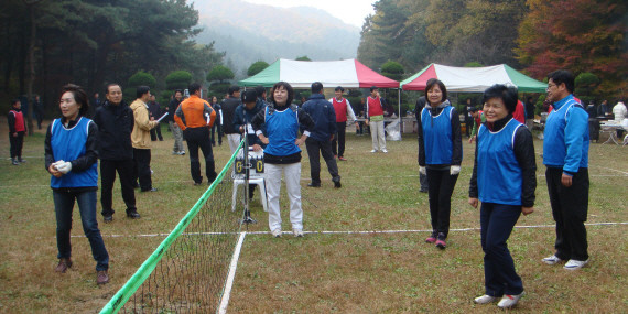 ▲ 지난해 11월  경기도의원 체육행사 (족구경기) 모습 ⓒ 경기도의회 제공