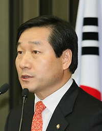 ▲ 유정복 농림수산식품부 장관이 28일 구제역 사태와 관련해 사의를 표명했다. ⓒ 연합뉴스