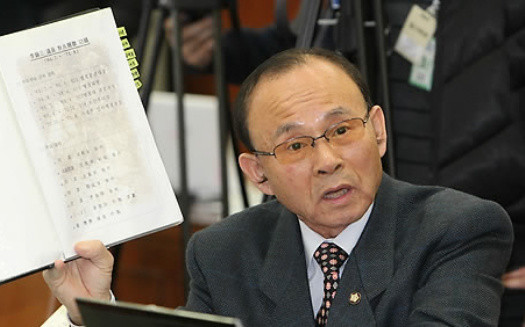 ▲ 이진삼 자유선진당 의원이 1967년 육군 대위로 복무 당시 북한 침입 작전을 펼치던 중 북한군 33명을 사살 했다고 밝혔다. ⓒ 연합뉴스