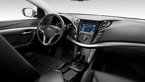 ▲ 현대차 신형 i40 실내 ⓒ 월드카팬즈닷컴