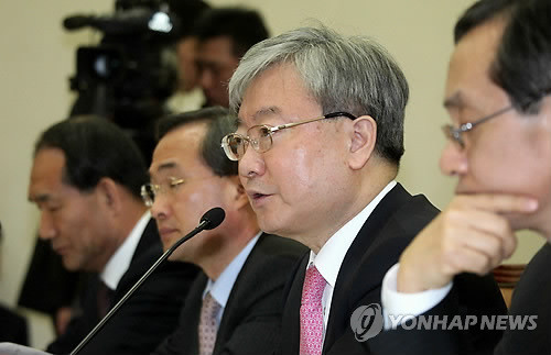 ▲ 김석동 금융위원장 ⓒ연합뉴스