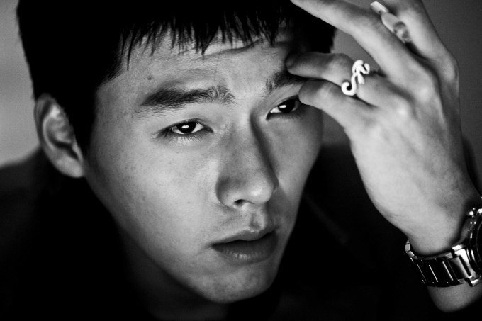 ▲ 해병대에 입대한 배우 현빈이 디지털 싱글 ‘가질수 없는 너’를 발표해 화제다. ⓒ