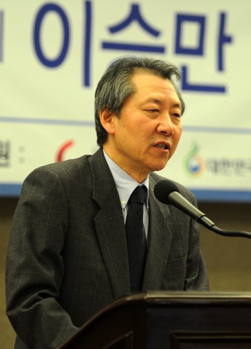 ▲ 이날 강연에서 양 교수는 이승만이 독립촉성중앙협의회를 조직할 당시 박헌영의 방해공작을 조목조목 비판했다. .ⓒ뉴데일리