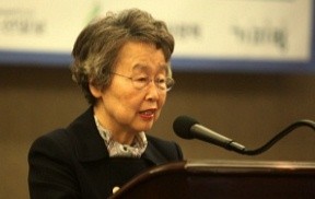 ▲ 축사를 통해 