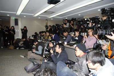 ▲ 15일 크라운제이의 기자회견장에 몰린 취재진.  ⓒ 뉴데일리