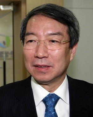 ▲ 정운찬 동반성장위원회 위원장이 16일 조선일보에 이익공유제와 관련 특별기고를 했다. ⓒ 연합뉴스