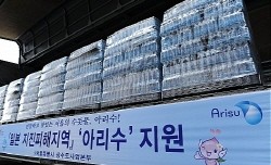 ▲ 지난 18일 서울시가 일본에 공급한 수돗물 아리수 ⓒ 뉴데일리