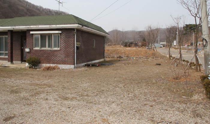 ▲ 2000년 시추공을 뚫었던 이 모씨 집 마당.