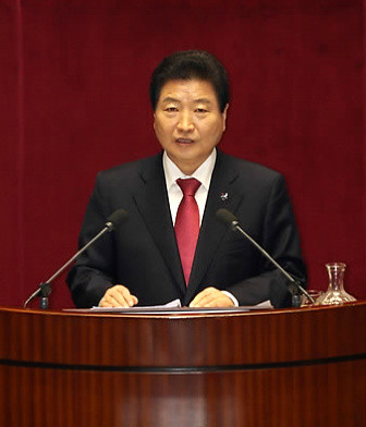 ▲ 한나라당 안상수 대표가 4일 오전 국회 본회의장에서 교섭단체 대표연설을 하고 있다. ⓒ 연합뉴스