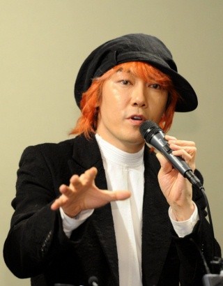 ▲ 가수 김장훈이 지난달 30일 서울 63빌딩에서 기자회견을 자청, 