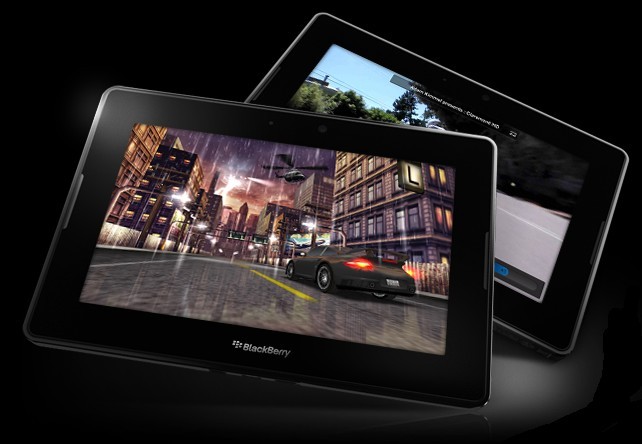 ▲ ⓒ 플레이북은 삼성전자의 갤럭시탭과 같은 7인치 디스플레이와 전/후면 카메라, 멀티태스킹 및 플래시 기능 지원 등의 특징을 지니고 있는 제품으로 출시 전부터 이미 국내외 소비자들에게 많은 관심을 받고 있다.