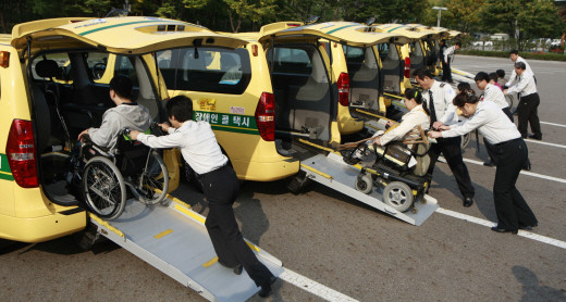 ▲ 장애인콜택시를 타고 나들이를 가는 모습
