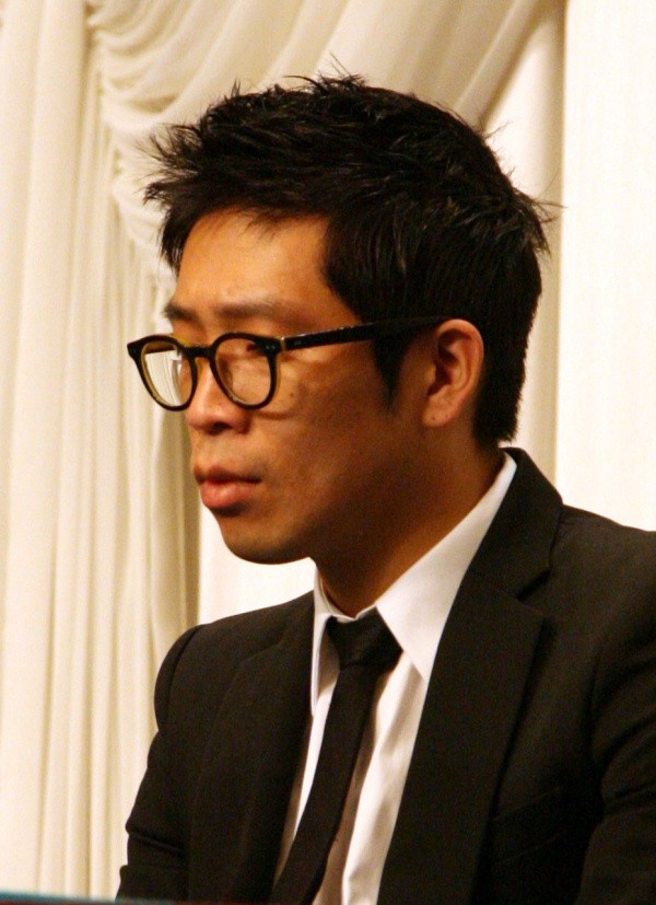 ▲ 기자회견장에서 잠시 생각에 잠긴 MC몽.  ⓒ 추진혁 기자