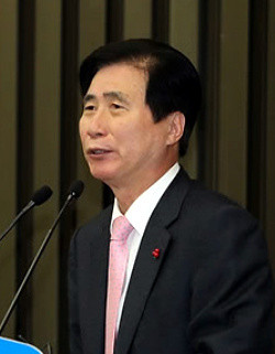 ▲ 고흥길 한나라당 의원(분당갑)도 분당을에 출마한 강재섭 한나라당 후보 선거에 적극적으로 돕고 있다. ⓒ 연합뉴스