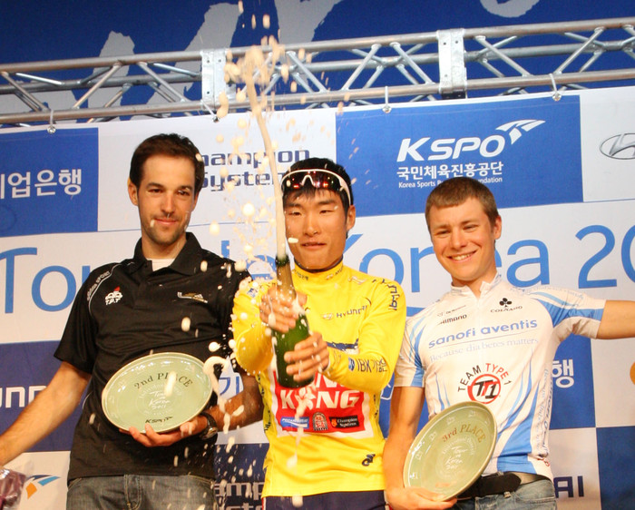 ▲ 홍콩 초이지하오 개인 종합우승ⓒ추진혁기자