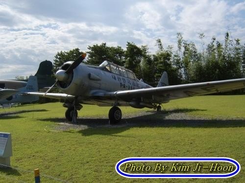 ▲ 사천항공우주박물관에 전시된 T-6 ⓒ(본인촬영)