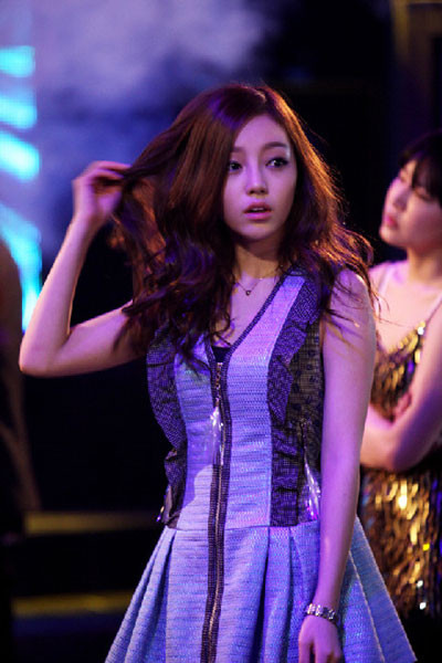 ▲ 구하라가 섹시한 클럽녀로 변신해 화제다.ⓒSSD 제공