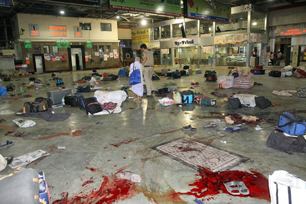 ▲ 알 카에다 지부가 자행한 인도 뭄바이 테러. 이곳이 미군기지로 보이는가?
