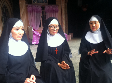 ▲ ▲왼쪽부터 민경옥(허버트 수녀 役), 우상민(원장 수녀 役) , 황수경 (엠네지아 수녀 役) ⓒ뉴데일리