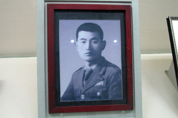 ▲ 심 일 소령의 영정. 6.25전쟁 당시 '육탄용사'의 시초다.