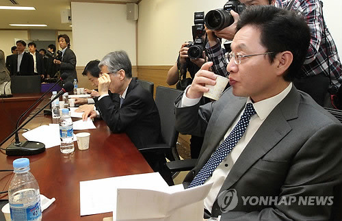 ▲ 정두언 한나라당 전 최고위원이 25일 "이명박 대통령은 서울시장 선거 때나 대통령이 되기까지 보수의 가치를 말한 적이 없다"고 발언했다. ⓒ 연합뉴스