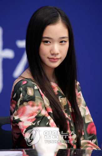 ▲ 일본 여배우 아오이 유우가 14살 연상 남자친구 오오모리 나오와 결별했다.ⓒ연합뉴스