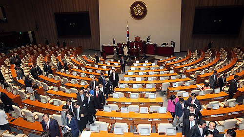 ▲ 내달 1일부터 열리는 6월 임시국회에서 여야가 '화끈한 난타'전을 펼칠 전망이다. ⓒ 연합뉴스
