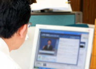 ▲ 팀뷰어 앱은 사무실PC와 스마트폰 연동을 가능하게 해준다. ⓒ 연합뉴스