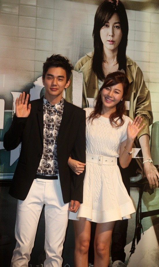 ▲ 영화 '블라인드'의 주연배우 김하늘과 유승호.  ⓒ 노용헌 기자