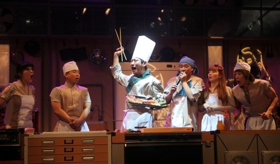 ▲ 넌버벌 퍼포먼스 '비밥' 프레스콜에서 배우들이 실감나는 연기를 선보이고 있다.ⓒ노용헌 기자