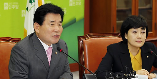 ▲ 민주당 김진표 원내대표가 9일 오전 국회에서 열린 고위정책회의에서 발언하고 있다. ⓒ 연합뉴스