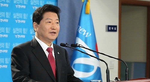 ▲ 한나라당 안상수 전 대표가 지난 5월8일 서울 여의도 당사에서 퇴임 기자회견을 하고 있다. ⓒ연합뉴스